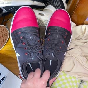 Women’s Nike golf shoes